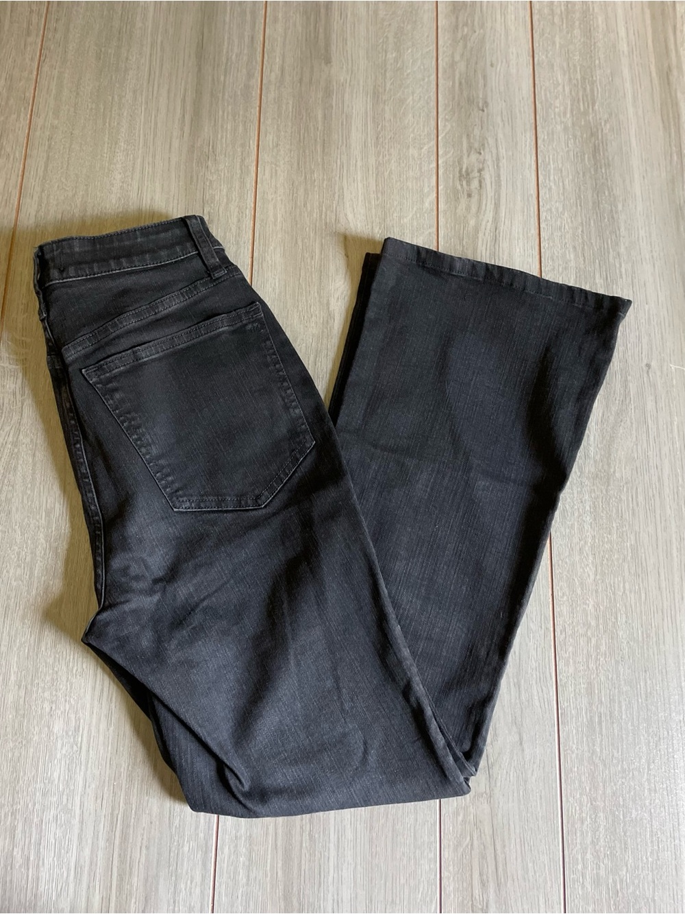 Madewell women's size 27 black curvy skinny flare jeans